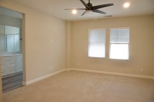 Building Photo - 1574 Fortaleza Way