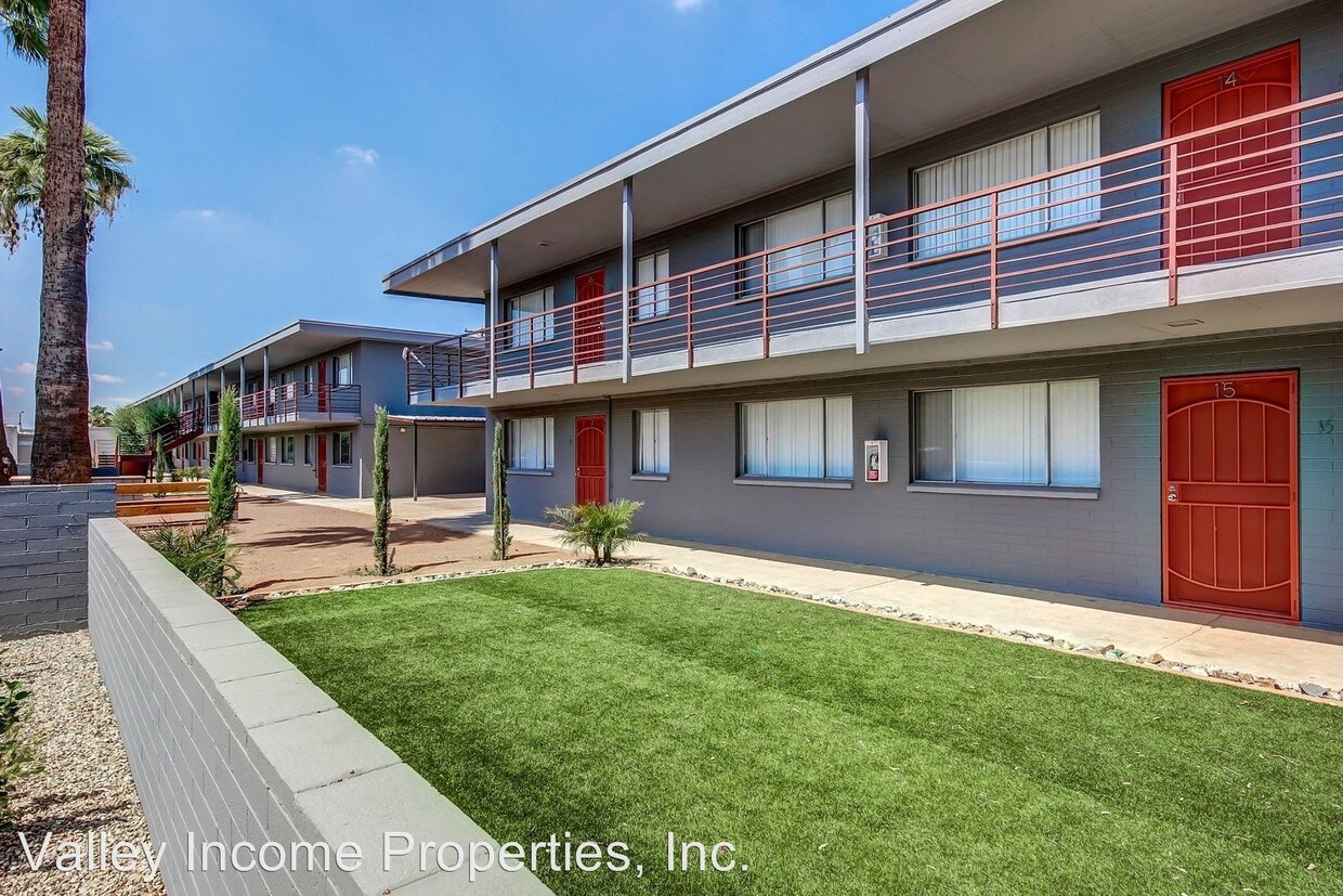Foto principal - 3420 W Rose Ln