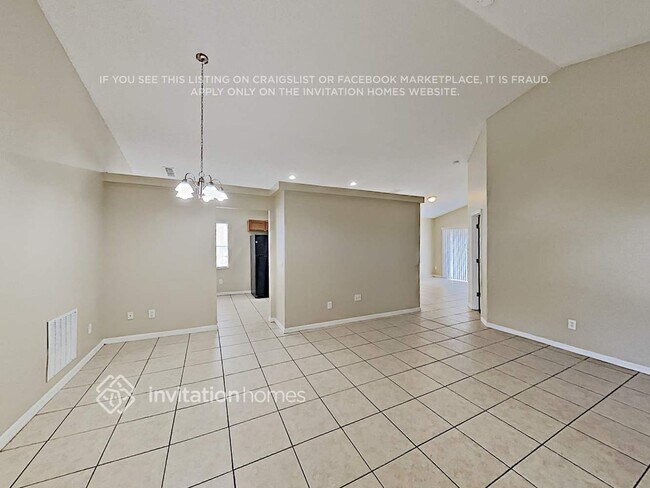 Foto del edificio - 16524 Golden Eagle Blvd