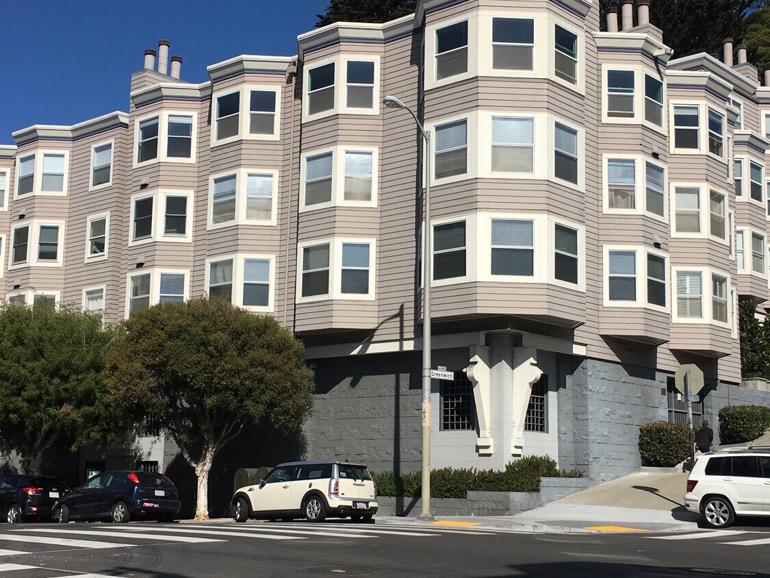 Foto principal - 1380 Greenwich St