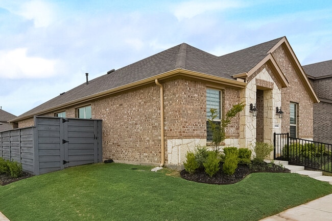 Building Photo - 1236 Sagefield Way