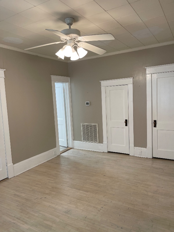 Building Photo - 609 Prospect Dr SE