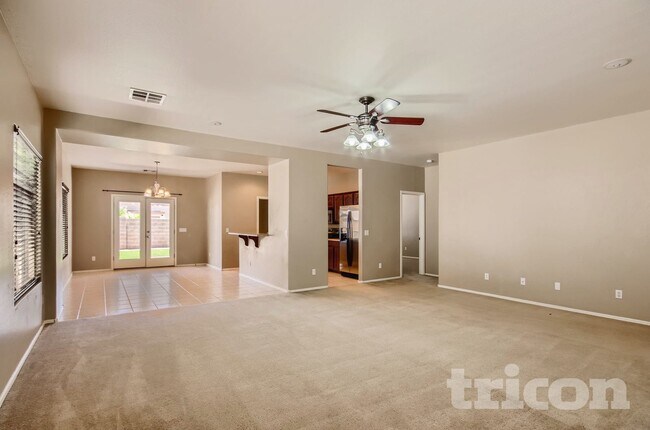 Foto del edificio - 1154 E Canyon Trail
