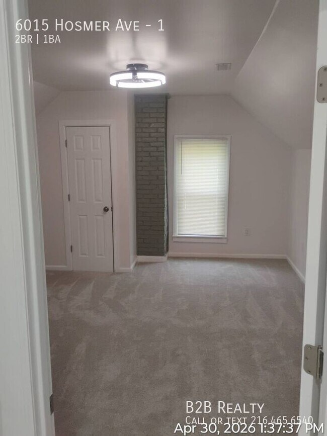 Building Photo - 6015 Hosmer Ave