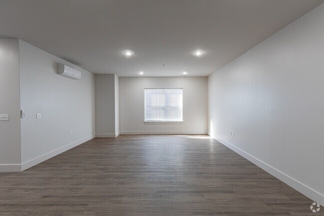 1BR, 1BR - The Willard - 875SF - Living Room - The Pike Apartments