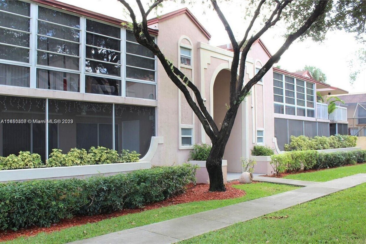 Primary Photo - 4680 NW 102nd Ave