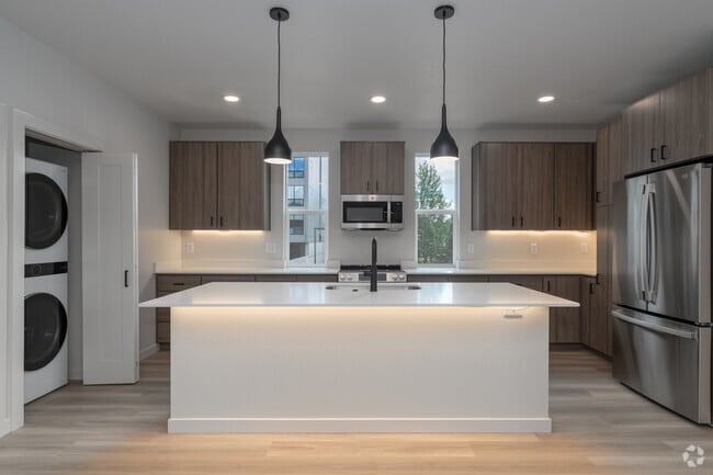 Interior Photo - Boardwalk Place