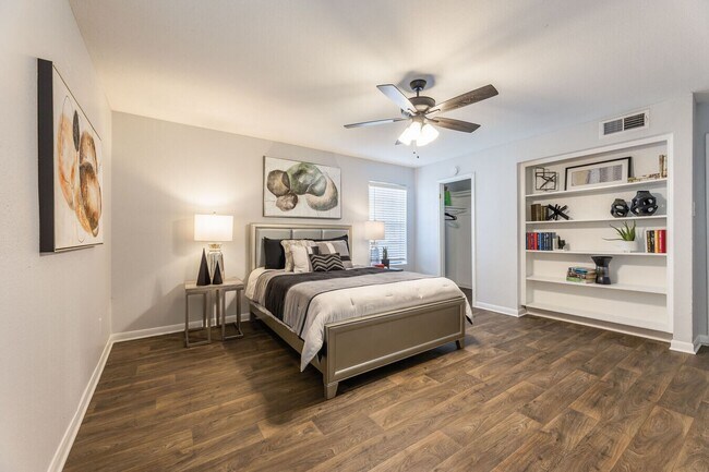 Foto del edificio - 8550 Easton Commons Dr