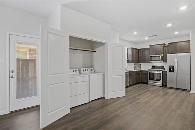 Building Photo - 3911 Nature Ct