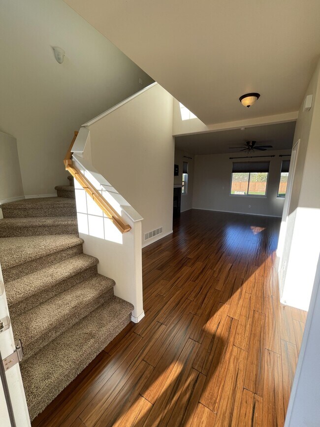 Foto del edificio - 844 N Back Eddy Cir