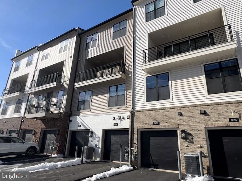 Foto del edificio - 7488 Backett Wood Ter