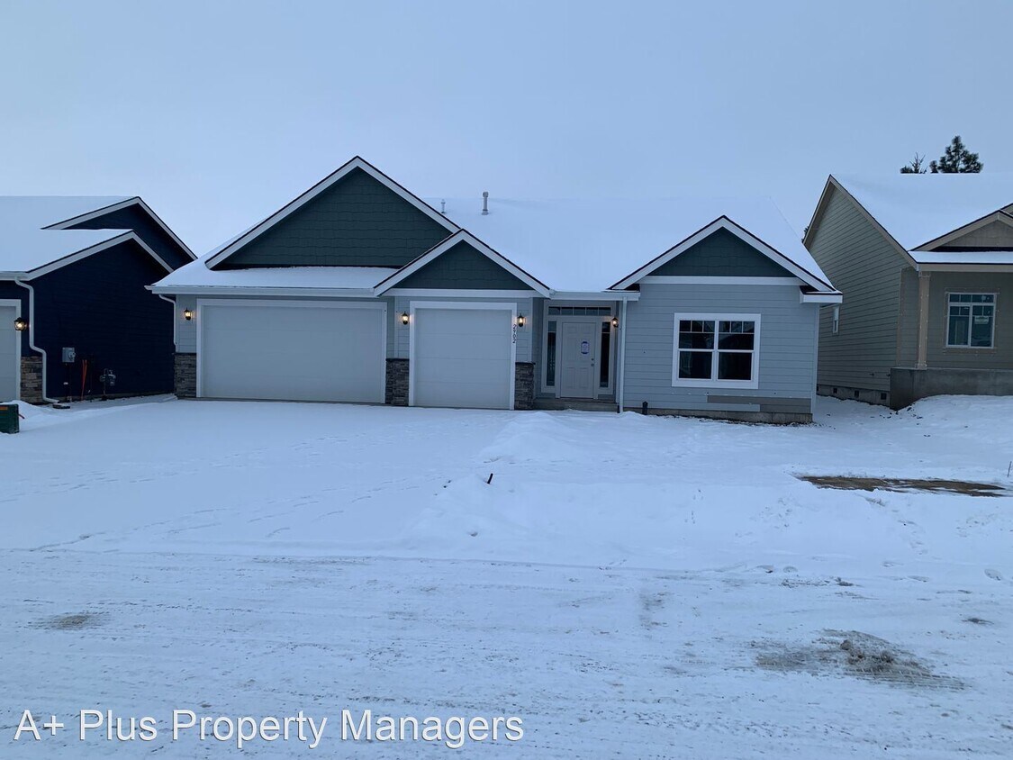 Primary Photo - 3 br, 2.5 bath House - 2902 N Maderia St