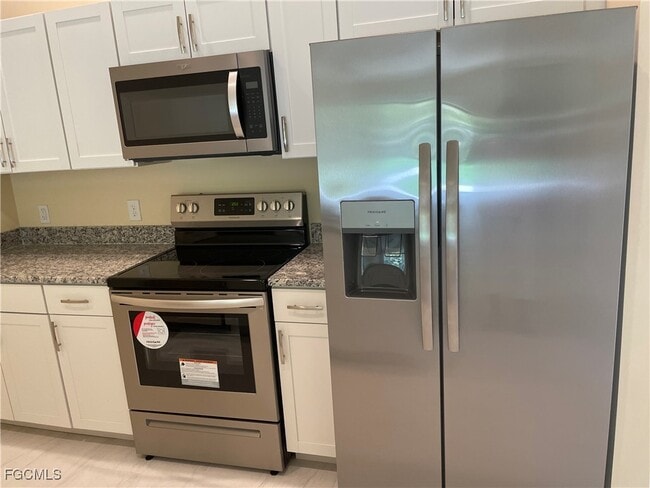 Foto del edificio - 533 SE 6th Pl