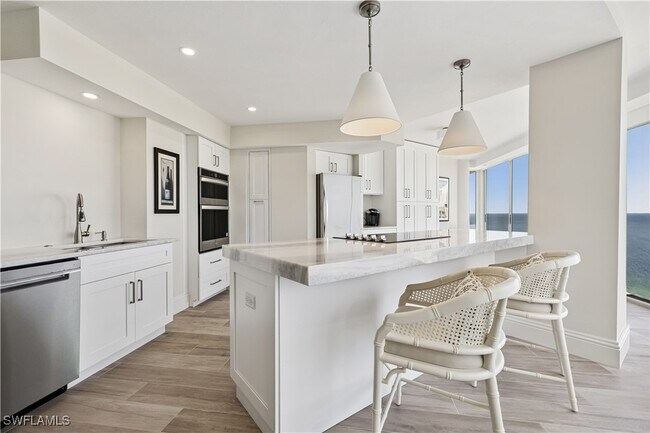 Foto del edificio - 4041 Gulf Shore Blvd N