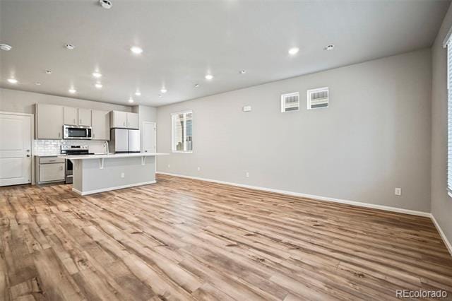 Building Photo - 9264 Lytle Grv