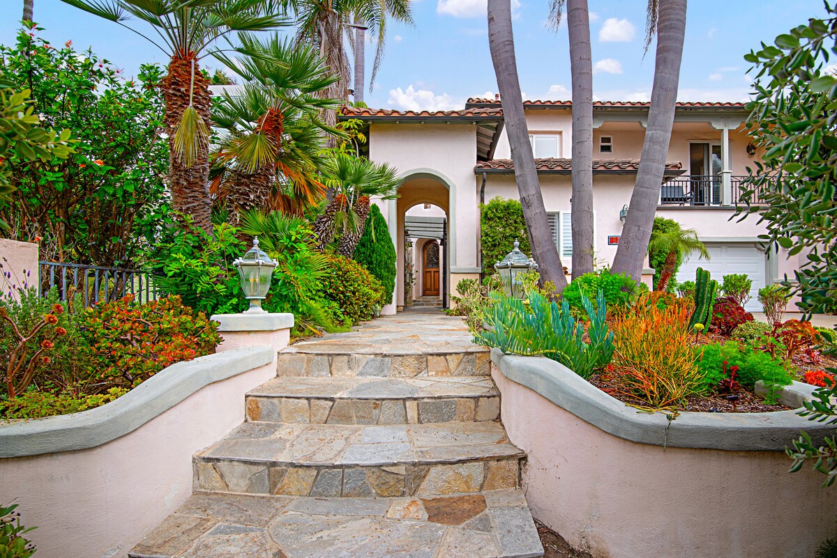 Primary Photo - 14061 Mercado Dr