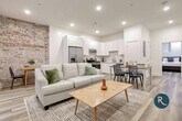 Foto principal - 1050 Annunciation St