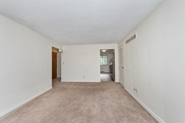 Building Photo - 249 E Oak Cliff Ct
