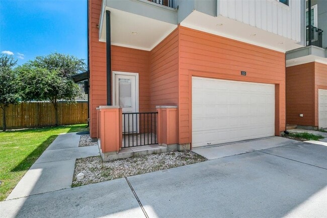 Foto del edificio - 1523 Hickory St