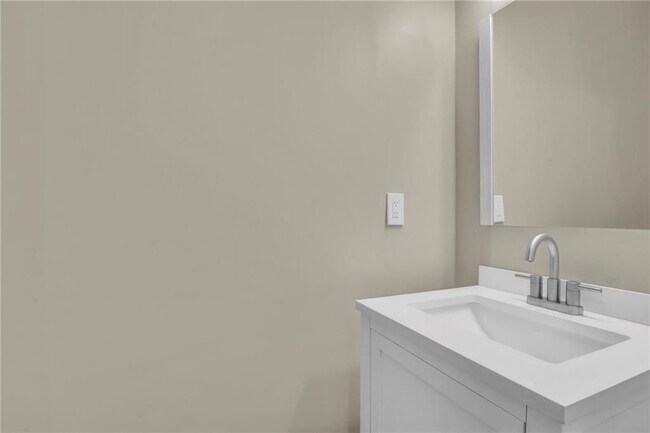 Foto del edificio - 749 Scotland Dr