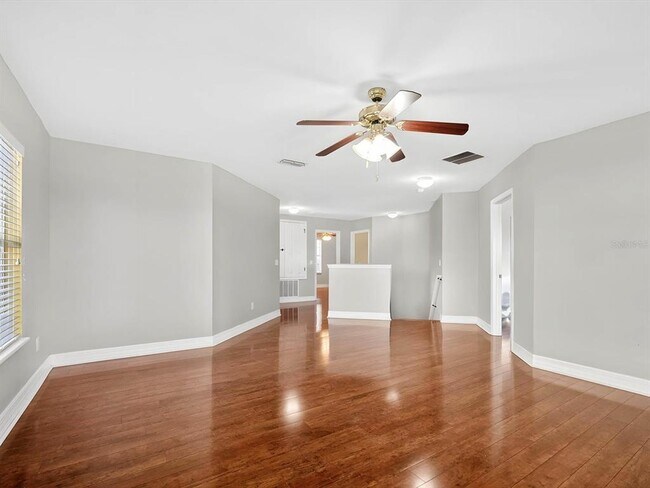 Foto del edificio - 2274 Geneva Dr