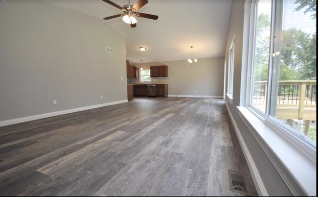 Photo - 252 Seminole St House