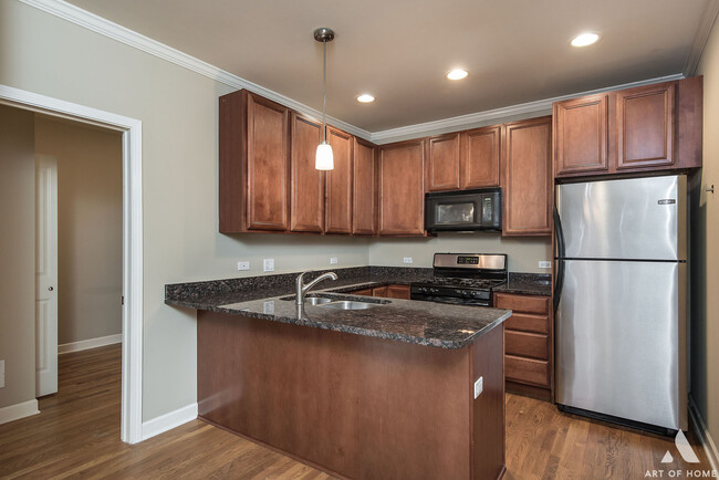 Foto del edificio - 3709 N Kenneth Ave