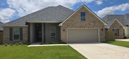 Building Photo - 207 St Edmunds Wy