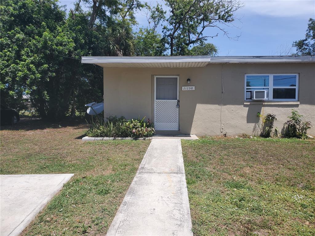 Foto principal - 21258 Coulton Ave
