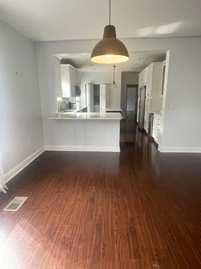 Building Photo - POS27861                  15