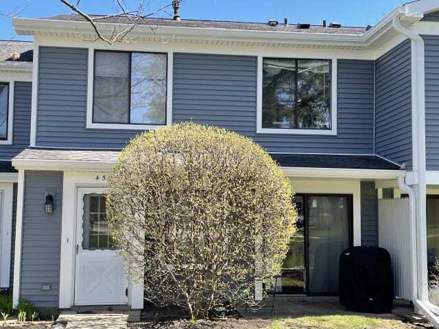 Foto principal - 452 Harrison Ct