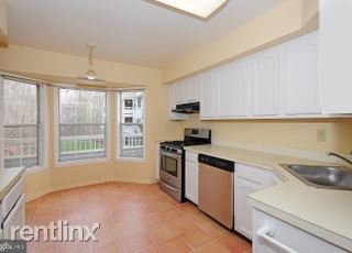 Building Photo - 2 br, 2 bath House - 112 Biscayne Ct Apt 7