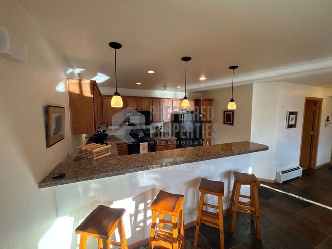 Building Photo - 3335 Columbine Dr