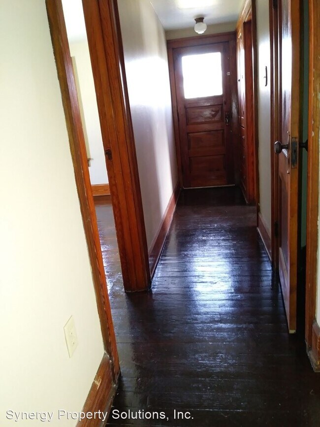 Building Photo - 3 br, 1 bath House - 392 Third Ave. Richland