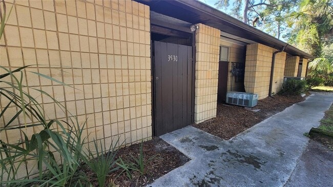 Foto del edificio - 3530 NW 21st St