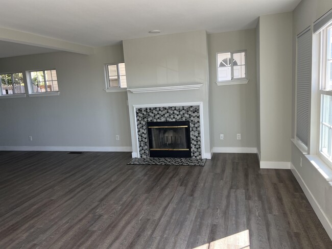 Building Photo - 4338 Terrabella Way