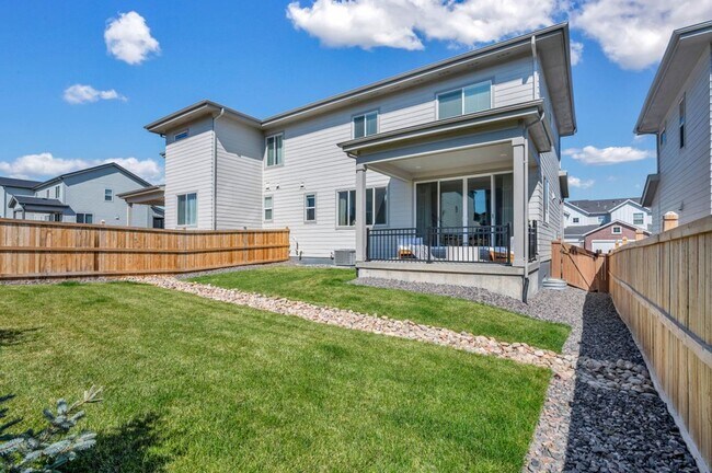 Building Photo - 3 Bed, 2.5 Bath Castle Rock Home