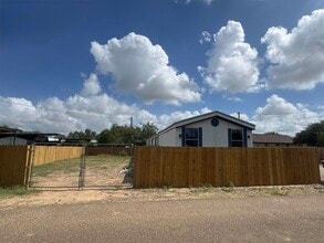 Building Photo - 148 Ranch Rd