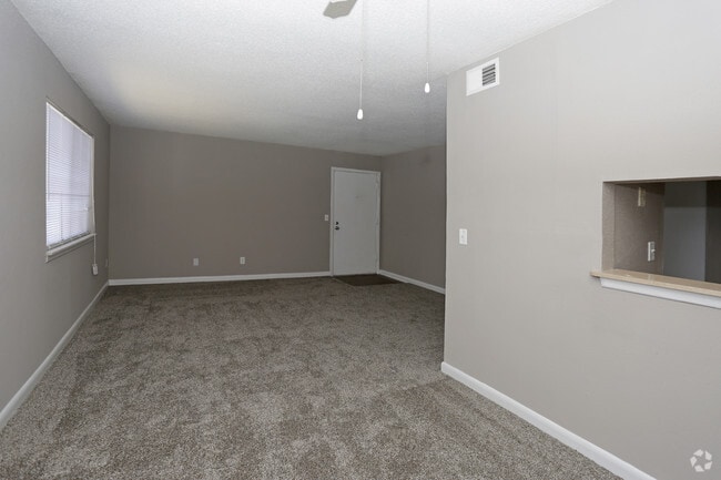 Interior Photo - Broadmoor Apartments