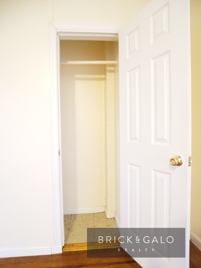 Foto del edificio - 50 Lincoln Rd