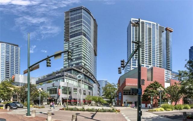 Foto principal - 2 bedroom in Bellevue WA 98004