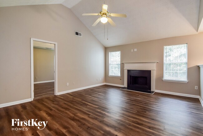 Building Photo - 1623 Amelia Ct
