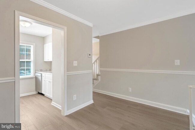 Foto del edificio - 8326 Darlington St