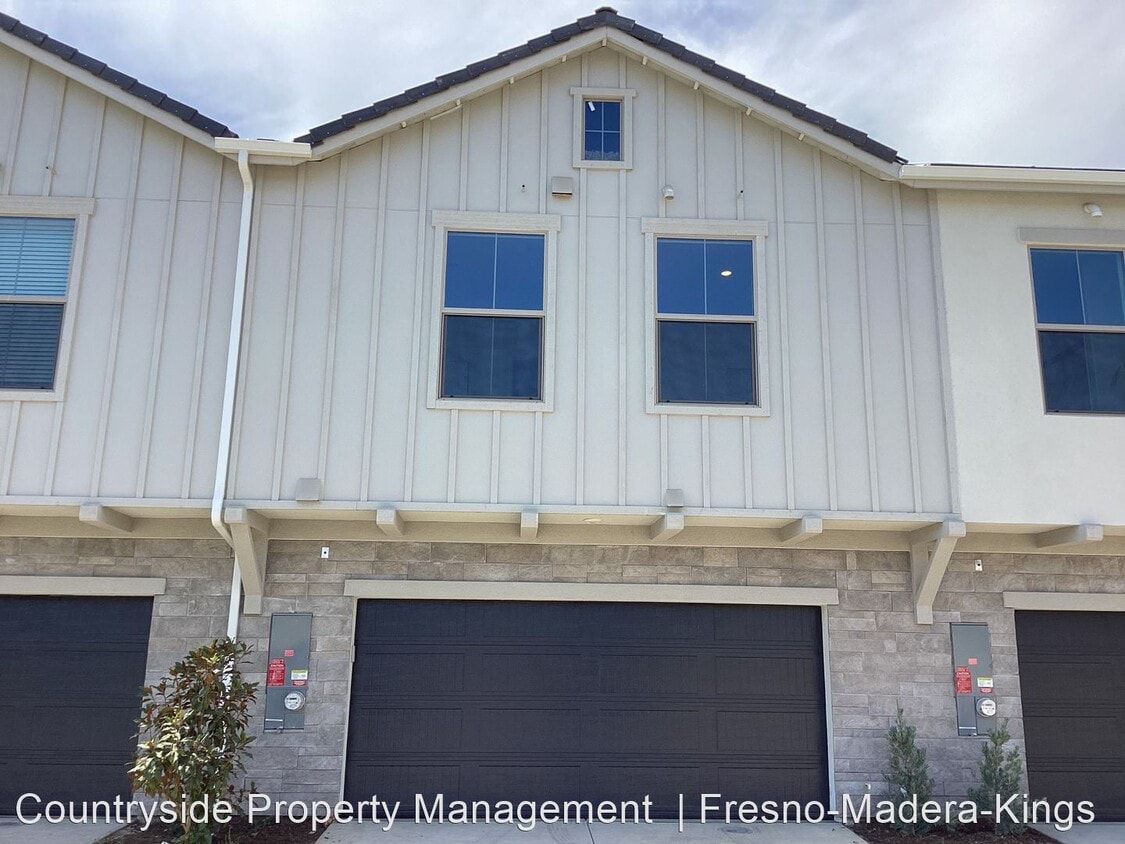 Primary Photo - 3 br, 2 bath House - 652 W. Mahogony Lane