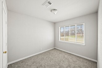 Building Photo - 8829 Woodlyn Rd