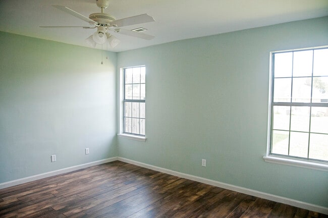 Master bedroom - 409 Erskine St