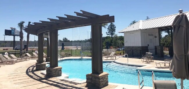 Foto del edificio - 1867 Pointe Dr