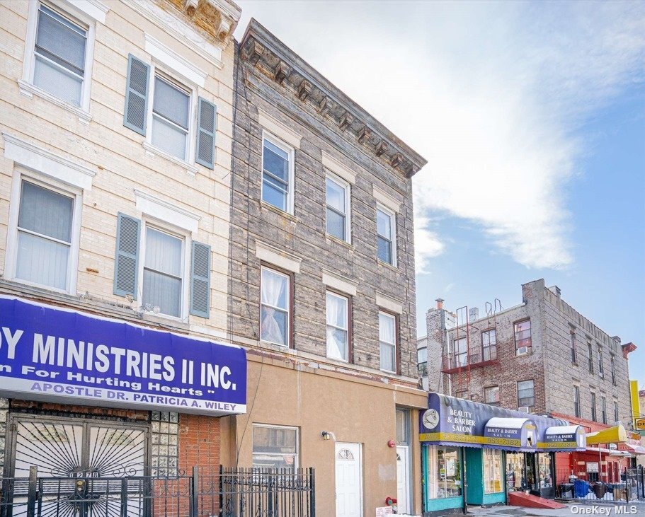 Primary Photo - 1274 St Johns Pl