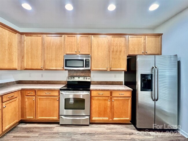 Building Photo - 13310 Erwin Rd