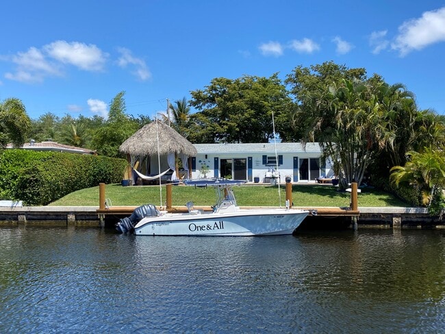 Photo - 220 SE 9th St House